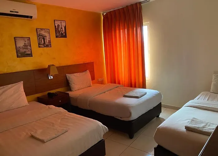Zaina Plaza Hotel