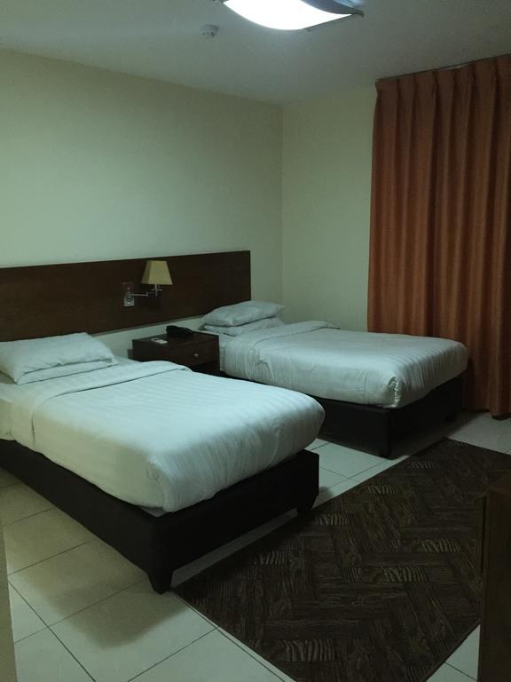 Hotel Zaina Plaza 2*