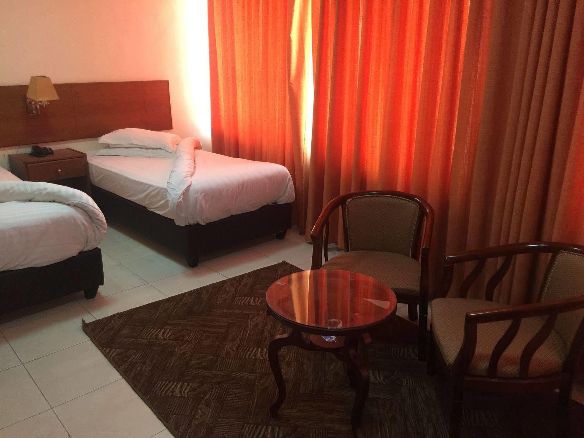 Zaina Plaza Hotel Amman